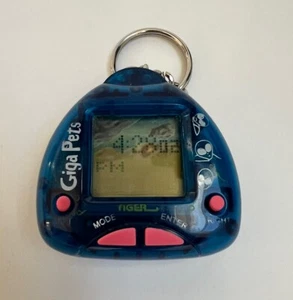 Giga Pets Virtual Alien Virtual Pet Tamagotchi Style Tiger 1997 DAMAGE - Picture 1 of 6