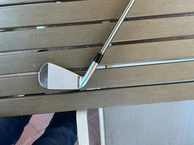 Srixon ZX5 MKll 4 iron w Steelber 95r shaft - Image 1 of 4