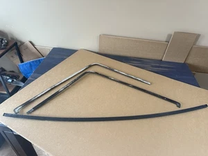 1987-93 Ford Mustang Hatchback Rear Window Trim Set Black OEM 88 89 90 91 92 - Picture 1 of 22