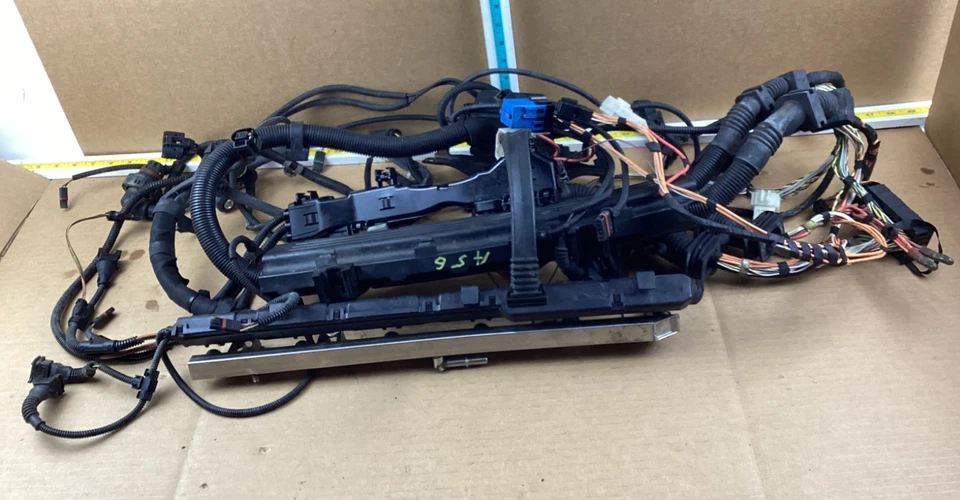 Arnés de cableado de motor BMW X5 E70 N52 2008 con riel inyector de combustible OEM Foto 1 de 4