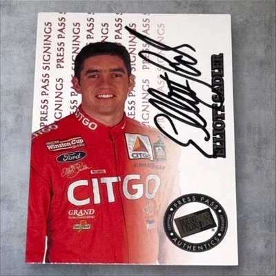 Elliott Sadler NASCAR PACK PULLED signed card 1999 PRESS PASS SIGNINGS #118.250 - Image 1 of 2