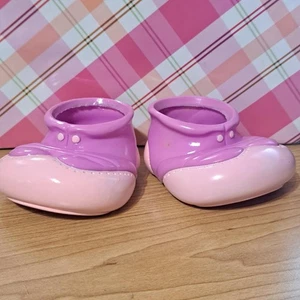 VINTAGE CABBAGE PATCH KINDER CPK QUIETSCHEN ZWEIFARBIG ROSA CLOWN SCHUHE NUR - Bild 1 von 2
