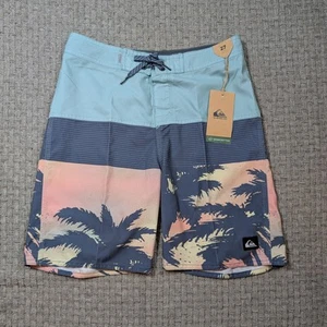 QUIKSILVER Board Shorts Boys Size Youth 27 Dryflight Water Repellent Hawaiian 7" - Picture 1 of 20
