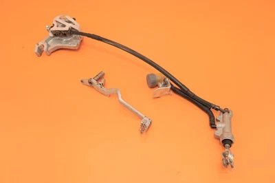 96-04 XR250R XR250 2001 OEM pinza de freno trasera soporte cilindro maestro brazo de manguera Foto 1 de 4