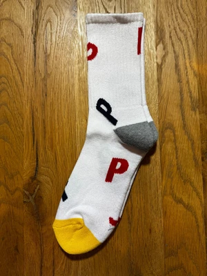 Calcetines Palace White P para hombre ropa de calle monopatín nuevos Foto 1 de 2