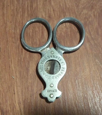 VNTG ANTIQUE BERNARD STAHL & CO FERNANDINA GERMANY CIGAR CHEROOT CUTTER SCISSOR Foto 1 de 4