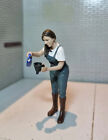 Figure Female Mechanic Girl Kylie Oil Coolant In Tees Painted 1:24 Scale Model