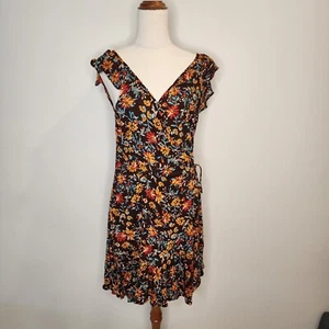 Band of the Free womans dress size medium floral pattern brand new with tags. - Picture 1 of 8