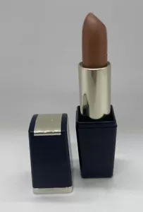 New Avon Ultra Color Rich Renewable Lipstick-Center Stage 2002 - Picture 1 of 3