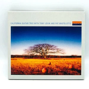 California Guitar Trio With Tony Levin And Pat Mastelotto, 6 93723 65242 9, Auto - Bild 1 von 8