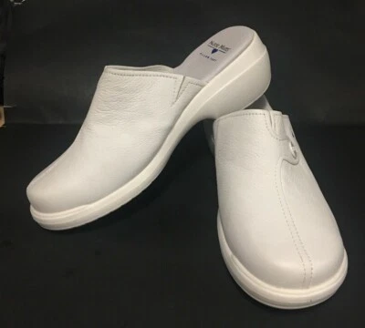 NEW Nurse Mates Premium Leather Medical Nursing Clogs Slip-On  Shoes SZ-11W - Image 1 of 4
