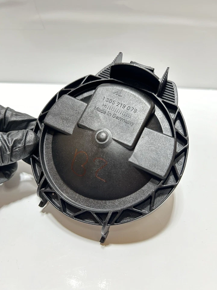 Cubierta trasera de luz de cabeza pequeña OEM BMW X5 X6 1305219079 Foto 1 de 4