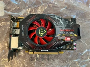 XFX ATI Radeon HD 5750 1GB GDDR5 PCIe Graphics Card 2 DVI, DisplayPort, HDMI - Picture 1 of 2