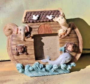 Arche Noah 3-D Harz Bilderrahmen, 5" breit x 4" hoch, hält 1,5" x 1,5" Foto - Bild 1 von 7