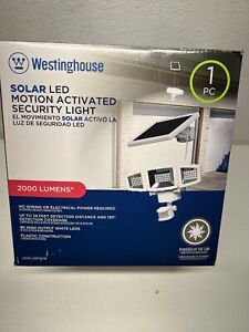 Triple Head Solar Security Light Outdoor Motion LED 2000 Lumen Kit, White NEW