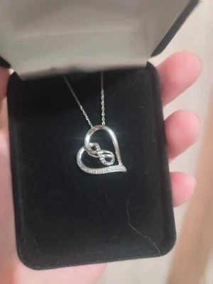 Kay Jewelers Infinity Heart Necklace Foto 1 de 4