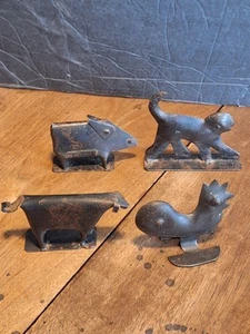 4 esculturas rústicas de animales de granja negros de metal de colección vaca/cerdo/gallo/gato - Imagen 1 de 13