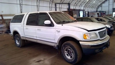 Passenger Caliper Rear Limousine Package Fits 03-11 LINCOLN & TOWN CAR 5426780 - Image 1 of 4