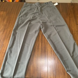 Izod Microfiber Classix Pleated Green Gray Dress Pants Size 36x30 - Picture 1 of 12