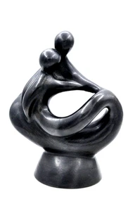 Statue sculpture Mère à l'enfant signée à identifier, art brut, design vintage - Imagen 1 de 10
