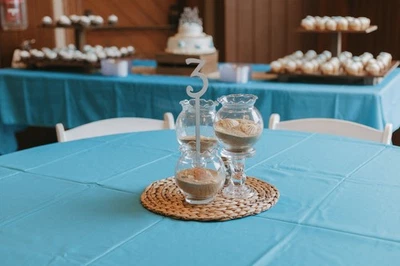 Свадебные скатерти (разные цвета и размеры) - Изображение 1 из 4