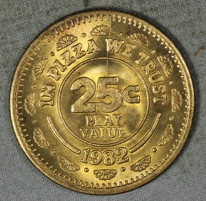 Chuck E. Cheese ~ Pizza Time Theatre ~ In Pizza We Trust ~ 25¢ valor de juego - Imagen 1 de 2