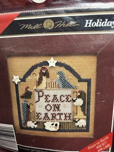 MILL HILL Holiday IV geknöpft & Perlen KIT - PEACE ON EARTH Perlen/Keramikknöpfe - Bild 1 von 5