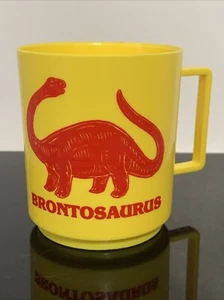 Vintage 80s Brontosaurus Dinosaur Red Dino 3.5” Plastic Yellow Mug Toddler Cup - Picture 1 of 5
