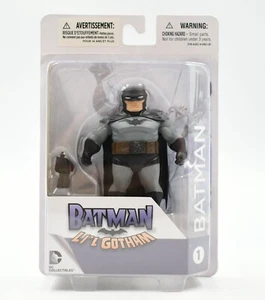 DC Collectibles - Batman Li'L Gotham - #1 Batman Action Figure - Picture 1 of 4
