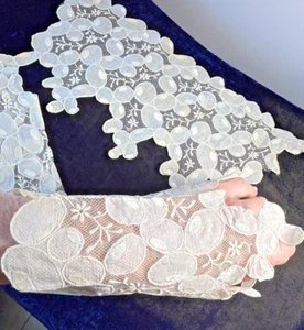 ANT HEIRLOOM GLOVES & NECKLINE INSERTION SET - FINGERLESS GLOVES, ELABORATE 1900 - Picture 1 of 10