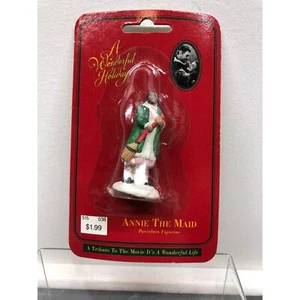 It's A Wonderful Life Christmas Village Figurine - Annie The Maid NIP - Picture 1 of 3