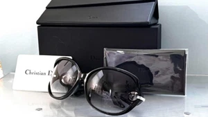 Gafas de sol Christian Dior DIORVOLUTE D28JJ ovaladas con marco negro $925 nuevas en caja #33 - Imagen 1 de 10