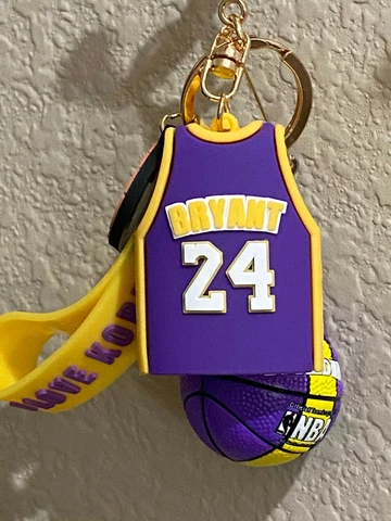 The Ultimate Kobe Bryant Fan keychain gift Cover