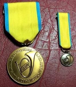 National federation of French Chasseur Alpine Hunter bicycle veteran’s medal - Picture 1 of 3