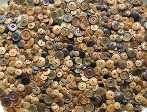 1.75 Pounds Antique Vintage Vegetable Ivory Buttons VI Tagua Nut Corozo Lot 6 - Picture 1 of 7