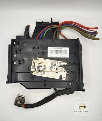 2017-2019 福特 ESCAPE 1.5L 熔断器继电器接线电源模块 KJ5T-14K733-P2 原始设备制造商 — 第 1/4 张图片