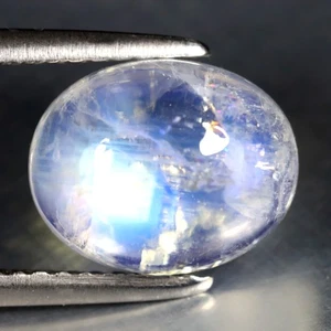 3.34 ct Romantic Oval Cabochon Shape (10 x 8 mm) Natural Rainbow Blue Moonstone - Picture 1 of 1