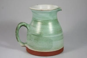 PHYL DUNN STUDIO MILK JUG AUSTRALIAN POTTERY RETRO MID CENTURY SIGNED 15cm Hight - Picture 1 of 11