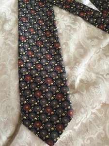 Pure silk tie M&S lion pattern - Picture 1 of 2