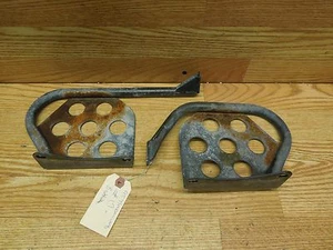 YAMAHA TIMBERWOLF 250 OEM Foot Rests #17B242 - Picture 1 of 1