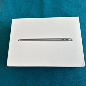Apple MacBook Air 13" A1932 NUR Leerkarton - Bild 1 von 6