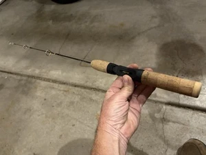 RARA canna da ghiaccio vintage Berkley LIGHTNING ROD 24" LRIS24UL - Foto 1 di 5