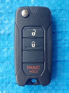 USED OEM 2015-2018 JEEP RENEGADE FLIP KEY FOB 3-BUTTONS FCC: 2ADFTFI5AM433TX - Picture 1 of 9