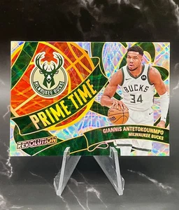 2024-25 Panini Revolution PrimeTime Performers SSP Giannis Antetokounmpo Hit - Imagen 1 de 4