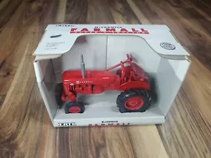 Ertl Farmall Super A Diecast Tractor 1:16 McCormick 250 New In Box International - Picture 1 of 8