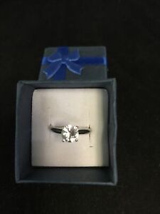 10k Solid White Gold & CZ Solitaire Engagement Ring ~ Size 6.5