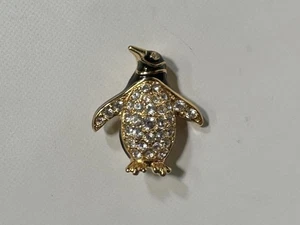 Signierte Swarovski Pinguin Pave Kristall & schwarze Emaille Anstecknadel Brosche goldfarben - Bild 1 von 6