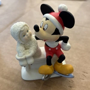 Dept 56 Snowbabies Disney's "Skating with Mickey" Christmas Figurine 2006 - Picture 1 of 6