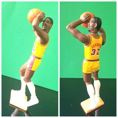 Vintage NBA L.A. Los Angeles LAKERS Magic Johnson #32  5" Figure By NBA 1988 Cover
