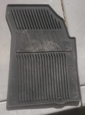 Alfombrilla Nissan Altima 2013-2018 pasajero delantero derecho todo clima 999E1 Uz01 Foto 1 de 4